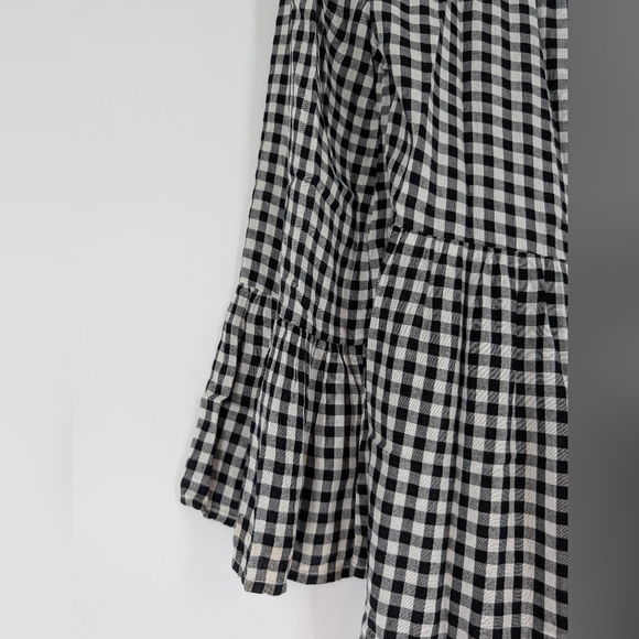 beachlunchlounge Black‎ and White Tiered Midi Dress - Picture 4 of 7